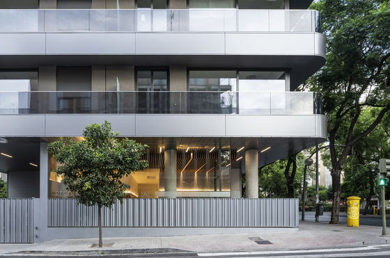 Custom Aluminium Wall Covering Fireproof Building Curtain Wall Exterior Glazing